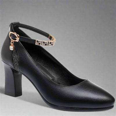Zymara | Pumps aus hochwertigem Lackleder für Ihren Office-Style