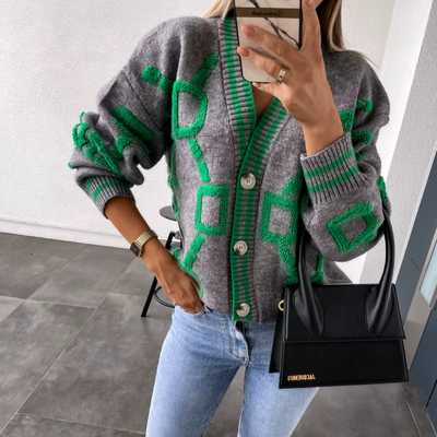 Zélie – Stylischer Oversize Cardigan