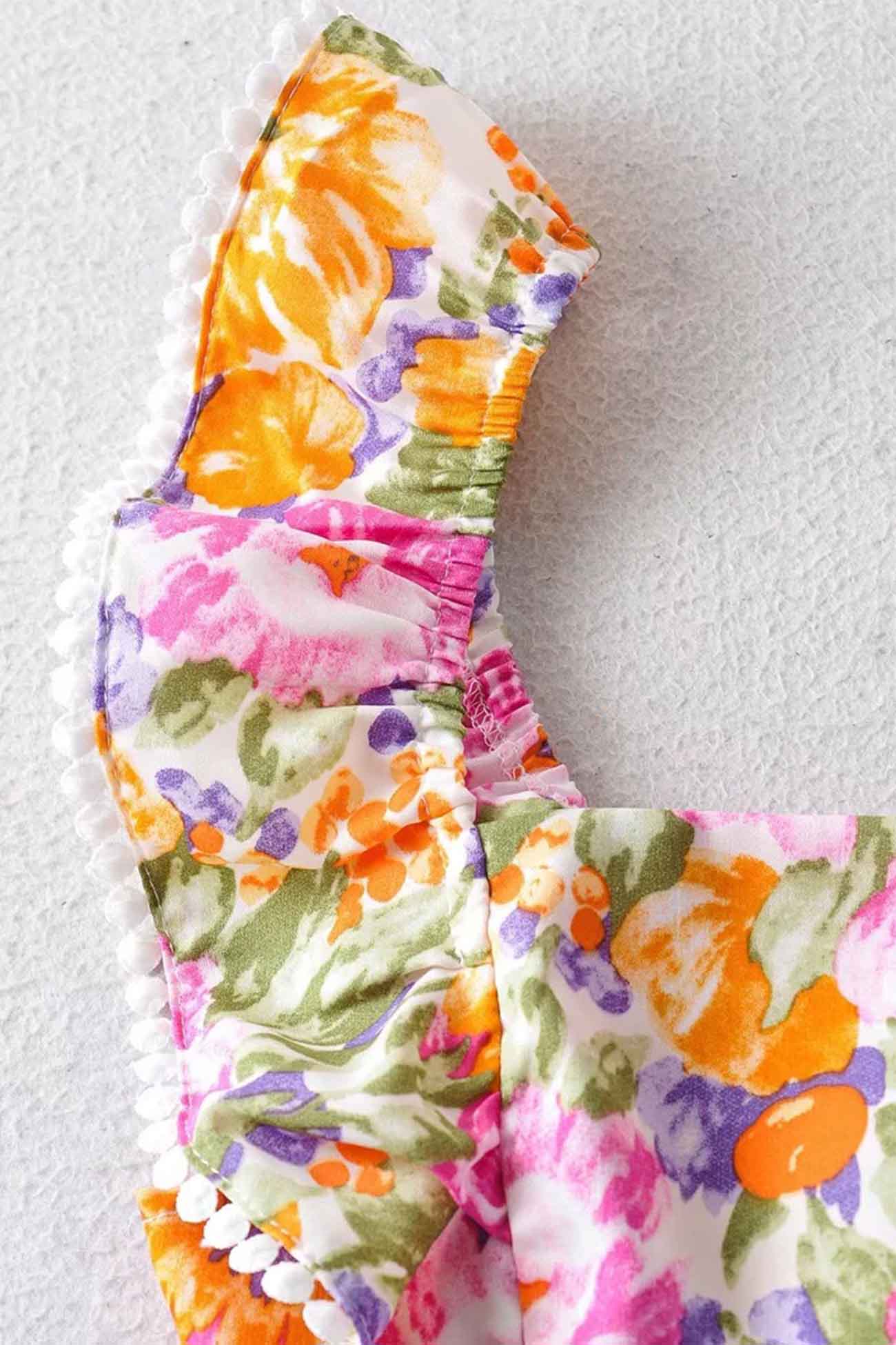 Wilda® | Blumenkleid mit Rüschen und Raffung am Rücken