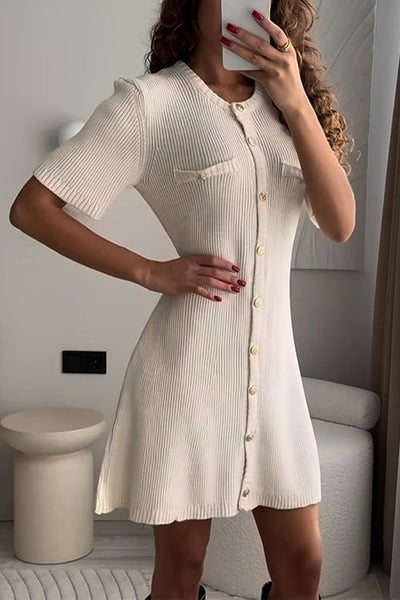 Weiches Heidi -Rosiedress Kurzarm Knopfverschluss Mini Strickkleid