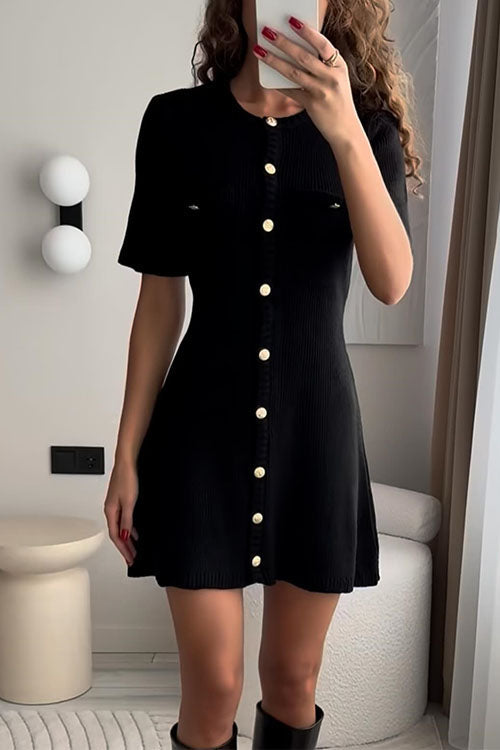 Weiches Heidi -Rosiedress Kurzarm Knopfverschluss Mini Strickkleid