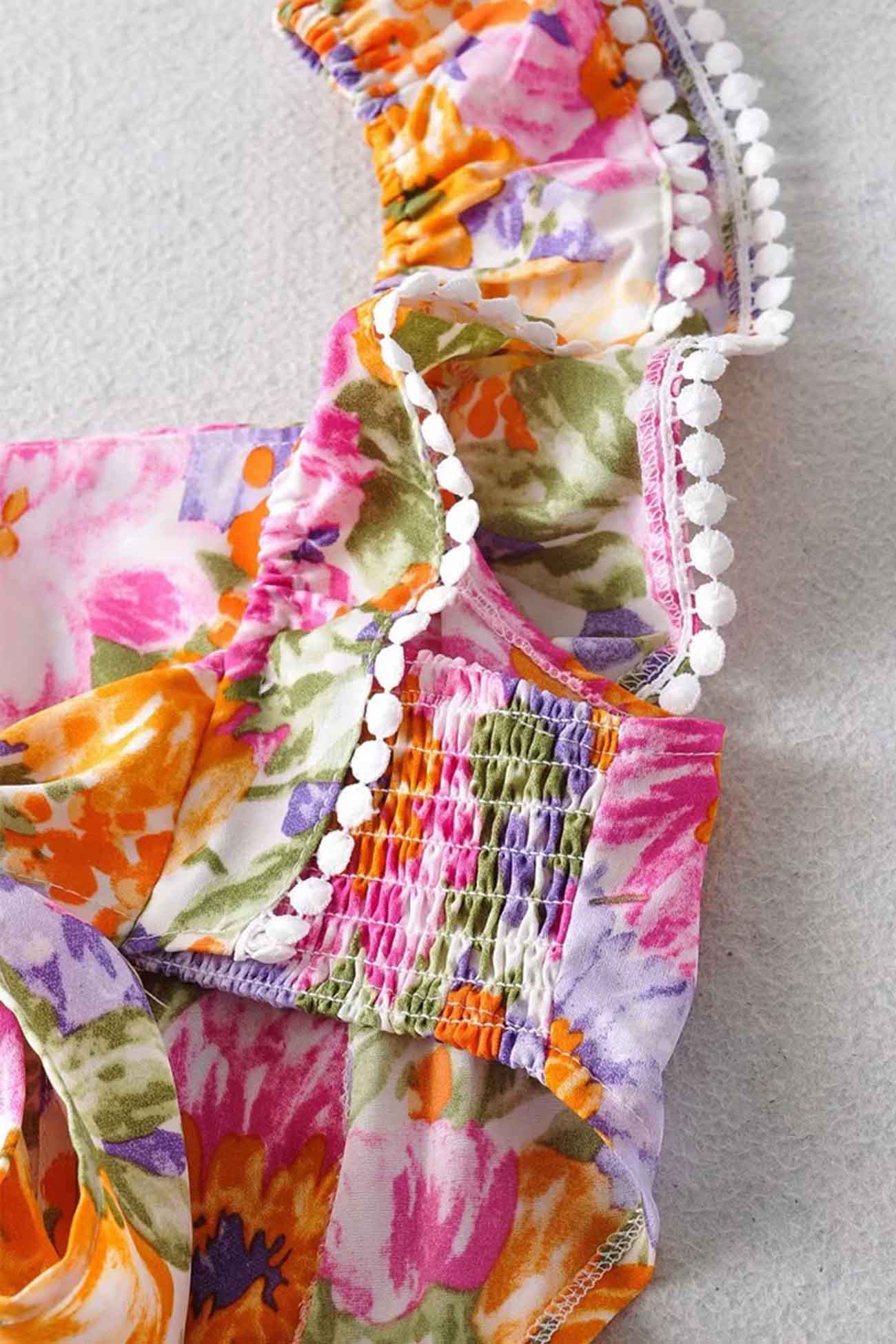 Wilda® | Blumenkleid mit Rüschen und Raffung am Rücken