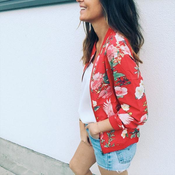 Jimena® | Roter Blumendruck
