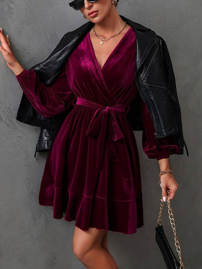 Wilma® | Schickes und ausgestelltes Samtkleid für Damen