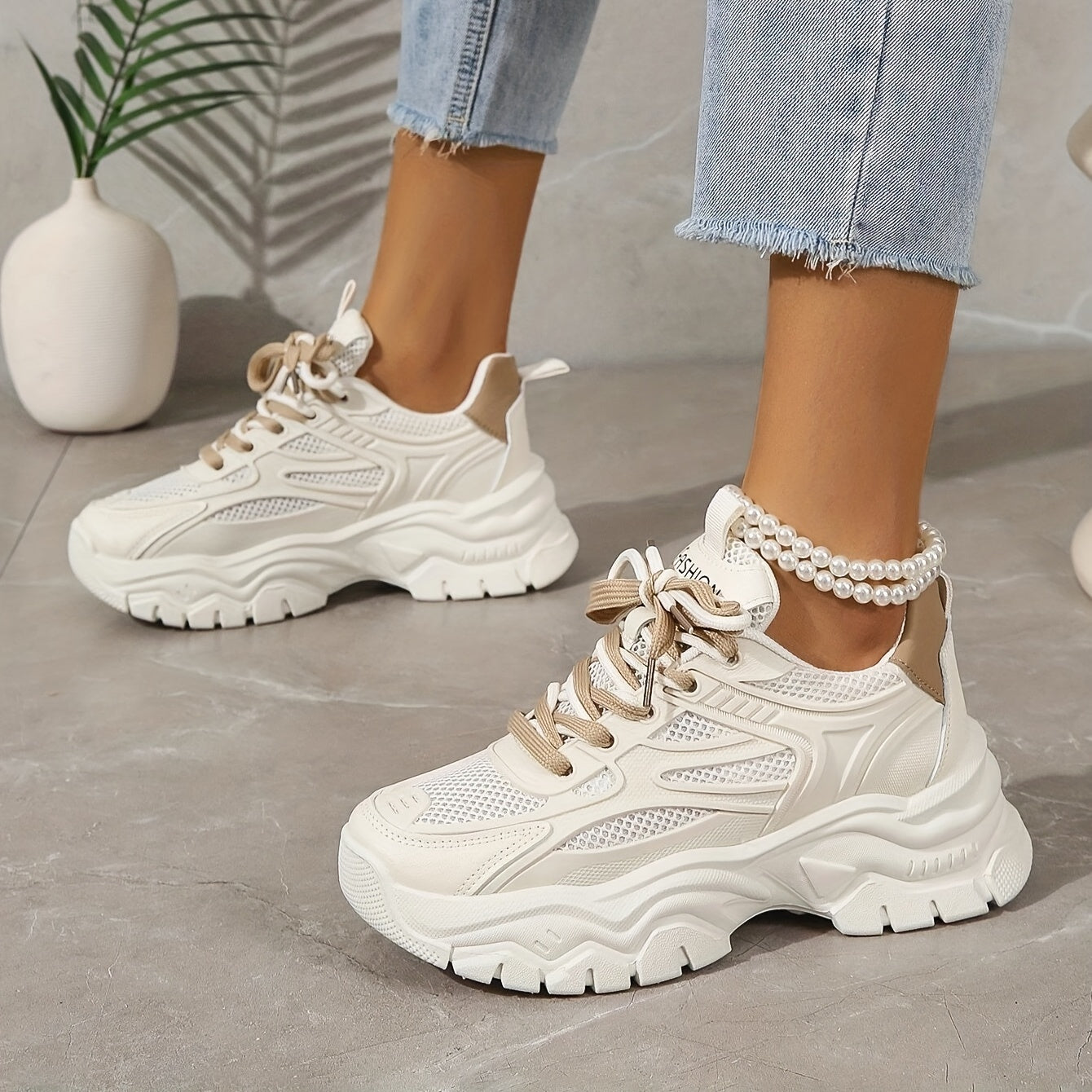 Annett Sports | Erhöhen Sie Ihren Stil mit atmungsaktivem Luxus in herbsttauglichen Plateau-Sneakers