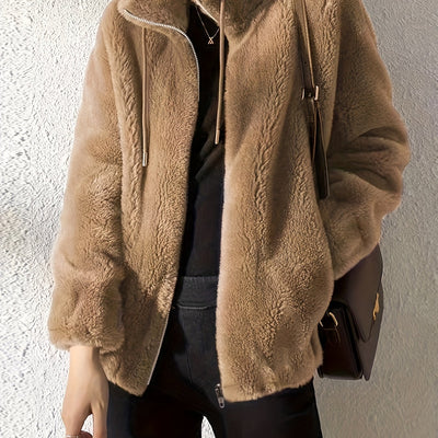 Ätherische Wärme | Petra Teddy Jacke - Wo Stil auf Komfort trifft