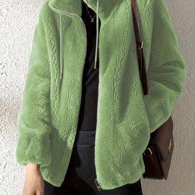 Ätherische Wärme | Petra Teddy Jacke - Wo Stil auf Komfort trifft