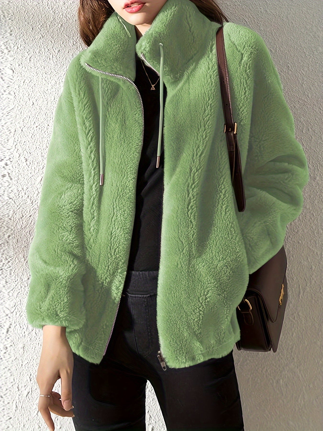 Ätherische Wärme | Petra Teddy Jacke - Wo Stil auf Komfort trifft