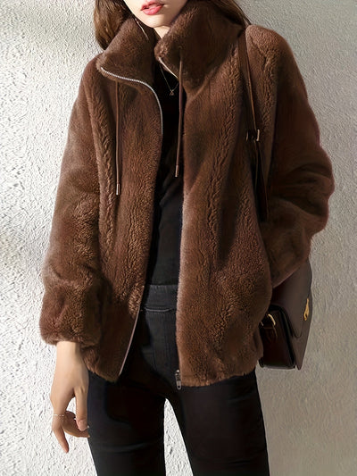 Ätherische Wärme | Petra Teddy Jacke - Wo Stil auf Komfort trifft
