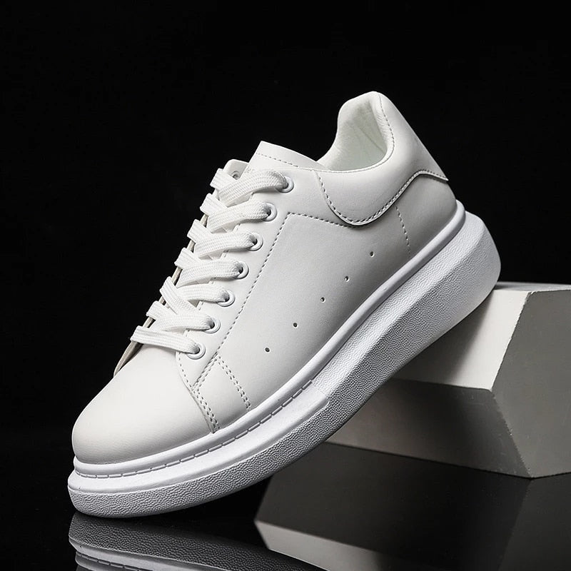 Weiße Turnschuhe für Herren