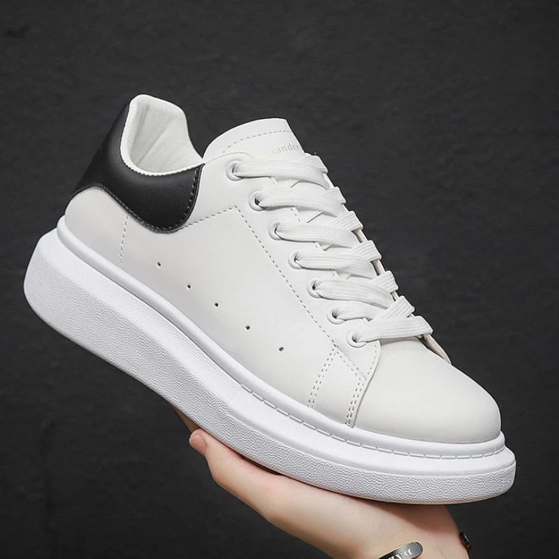 Weiße Turnschuhe für Herren