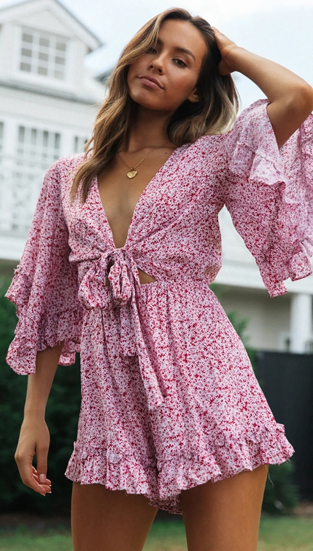 Bell Playsuit | Stilvolle Raffinesse im Einteiler-Wunder