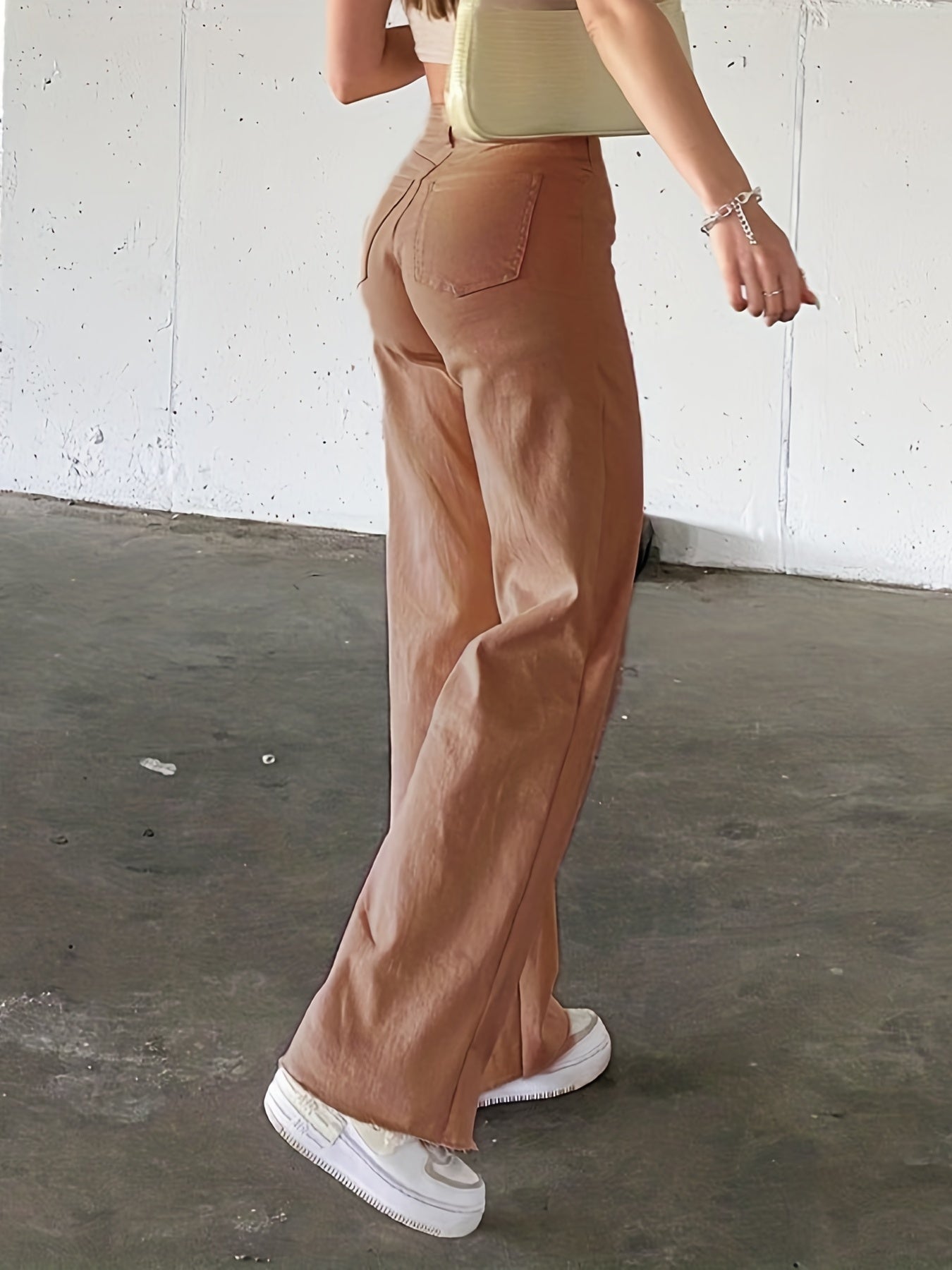 Caitlin | Damenmode mit High-Waist Straight Leg Jeans für jede Gelegenheit