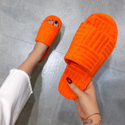 Cosy Bliss | Pelzige Hausschuhe für ultimativen Komfort