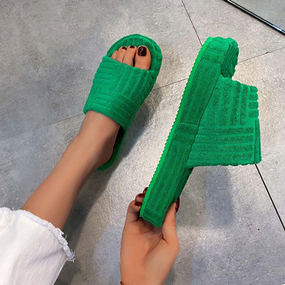 Cosy Bliss | Pelzige Hausschuhe für ultimativen Komfort