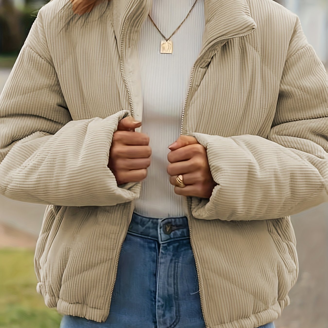 Courtney | Warm und Vielseitig, Einfache Corduroy Jacke mit Reißverschluss