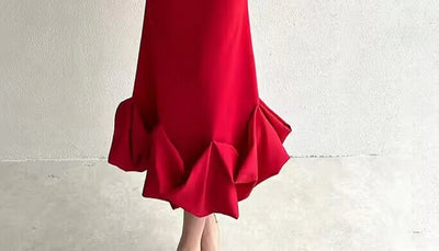 Emily® | Ärmelloses, figurbetontes Kleid mit Rüschenbesatz