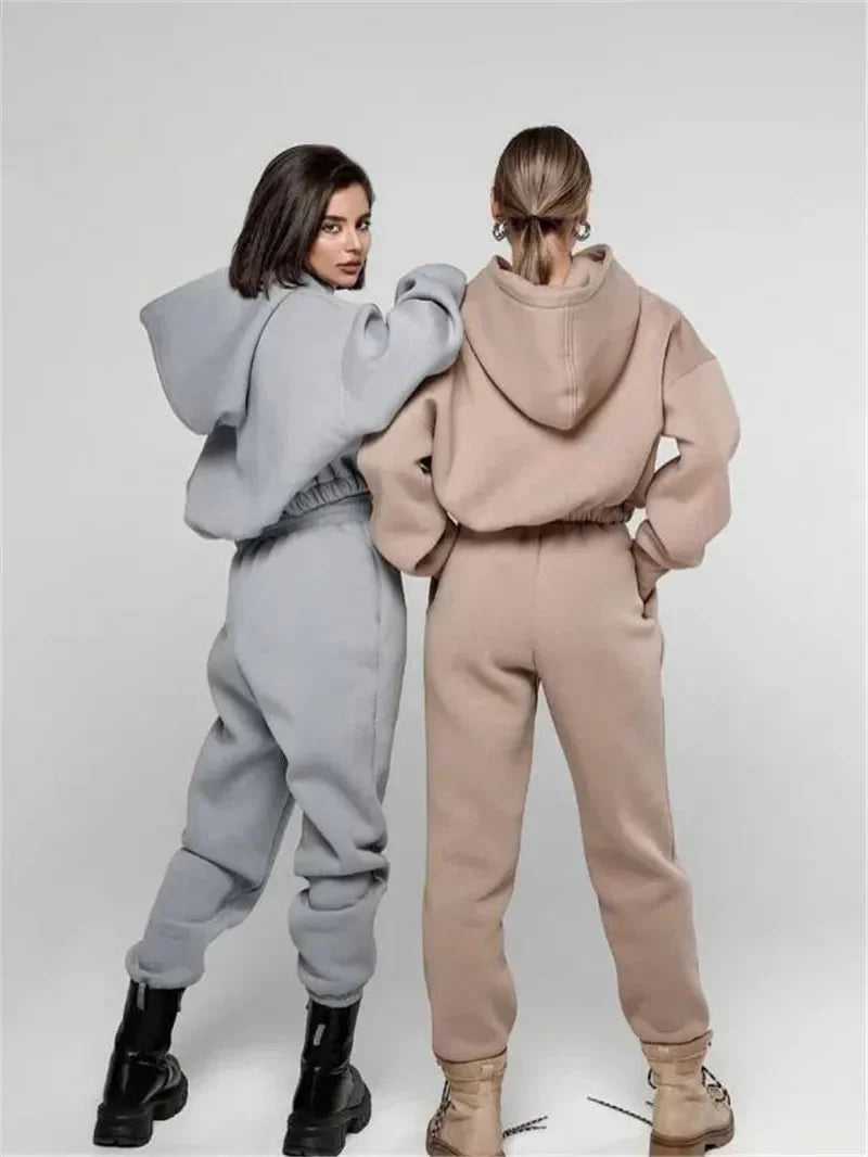 Elise | Entdecken Sie die zukunftsweisende Herbst/Winter-Damenmode von 2023 (Zweiteiliges Set)