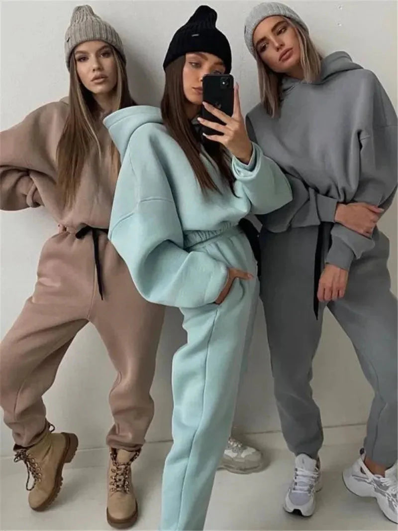 Elise | Entdecken Sie die zukunftsweisende Herbst/Winter-Damenmode von 2023 (Zweiteiliges Set)