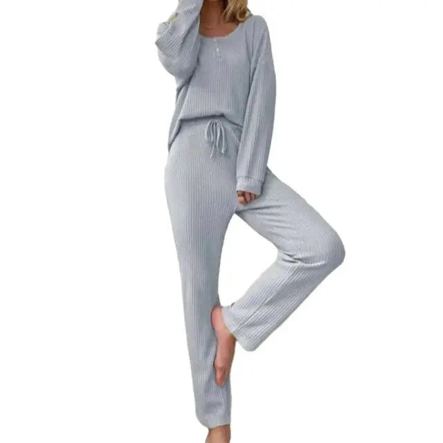 Eylem | Nachtgewänder für zeitlose Entspannung (Lässiges Pyjama-Set)