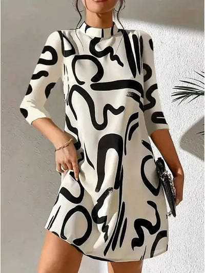Jennifer® | Kurzes bedrucktes Kleid mit mittellangen Ärmeln