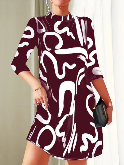 Jennifer® | Kurzes bedrucktes Kleid mit mittellangen Ärmeln