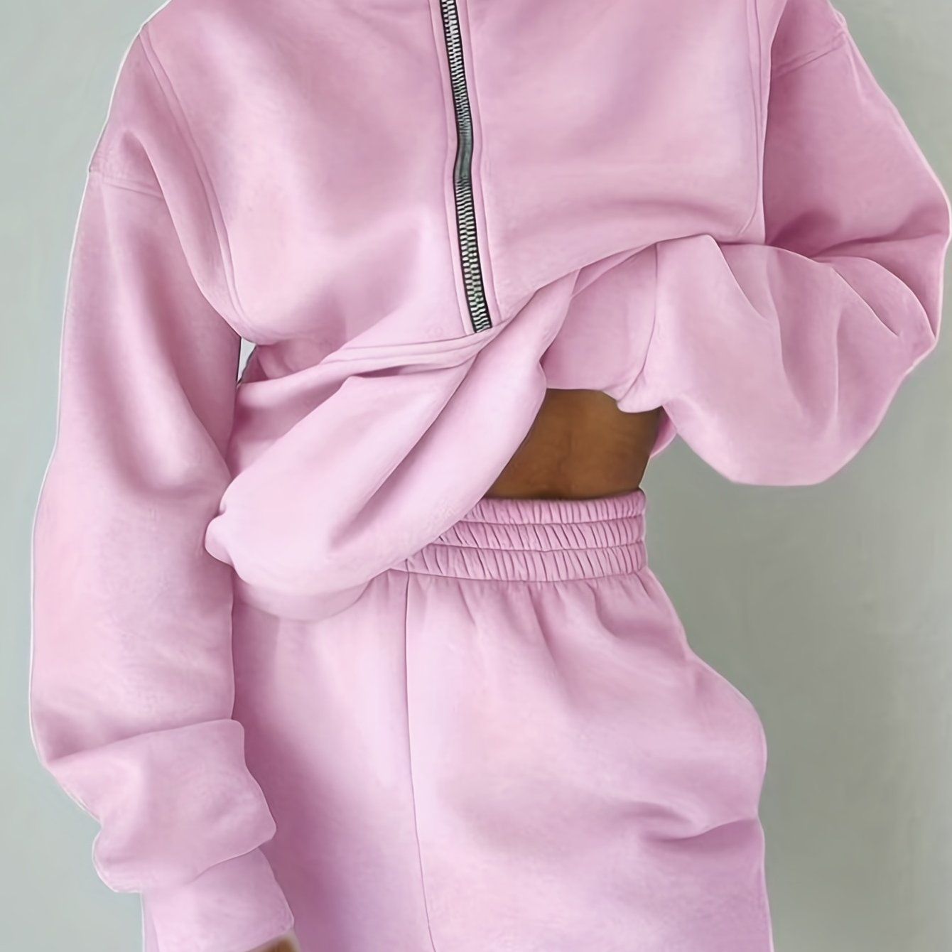 Hannah | Zweiteiliges Set für Frauen - bequemes Sweatshirt mit Reißverschluss + Trainingshosen