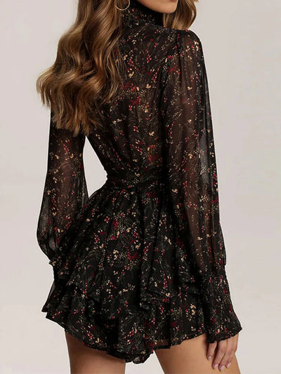 Ivonne Elegance | Florale Pracht in unserem bezaubernden A-Linien-Kleid aus Chiffon mit hohler Spitze
