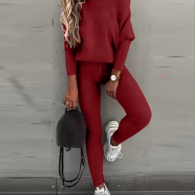 Jana Glamour | Erhöhen Sie Ihren Stil mit dem unwiderstehlich lässigen zweiteiligen Sport-Set