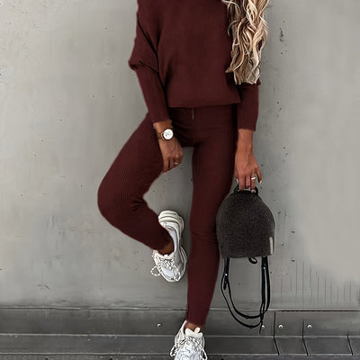 Jana Glamour | Erhöhen Sie Ihren Stil mit dem unwiderstehlich lässigen zweiteiligen Sport-Set