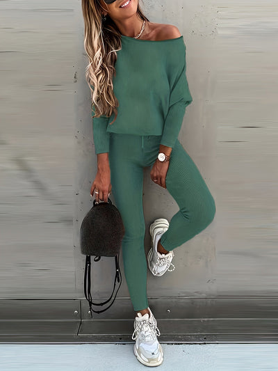 Jana Glamour | Erhöhen Sie Ihren Stil mit dem unwiderstehlich lässigen zweiteiligen Sport-Set