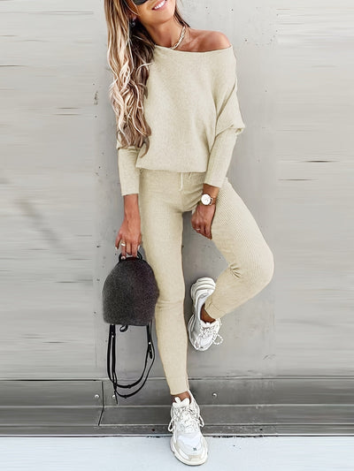 Jana Glamour | Erhöhen Sie Ihren Stil mit dem unwiderstehlich lässigen zweiteiligen Sport-Set