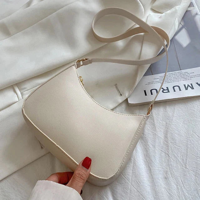Johanna Retro | Entfesseln Sie den Glamour mit der luxuriösen Retro-Umhängetasche für Frauen