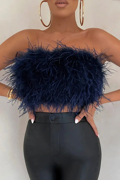 Katrine Feather Top | Stylisches Feder-Crop-Top ist ein Top-Trend in diesem Jahr