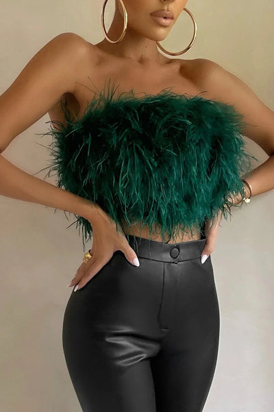 Katrine Feather Top | Stylisches Feder-Crop-Top ist ein Top-Trend in diesem Jahr