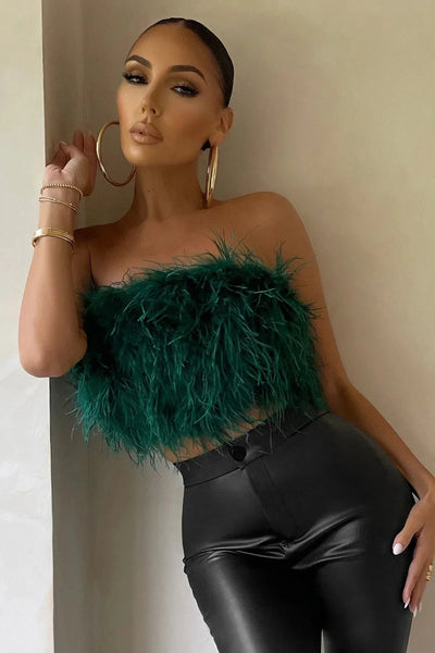 Katrine Feather Top | Stylisches Feder-Crop-Top ist ein Top-Trend in diesem Jahr