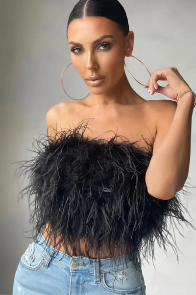 Katrine Feather Top | Stylisches Feder-Crop-Top ist ein Top-Trend in diesem Jahr