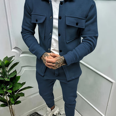 Kevin | Umfassen Sie Raffinesse mit dem zweiteiligen Herren-Ensemble aus Baumwollmix