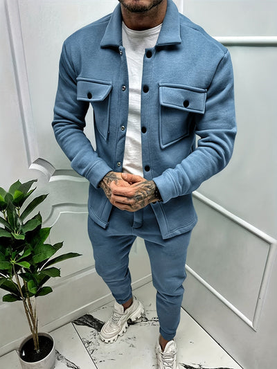 Kevin | Umfassen Sie Raffinesse mit dem zweiteiligen Herren-Ensemble aus Baumwollmix