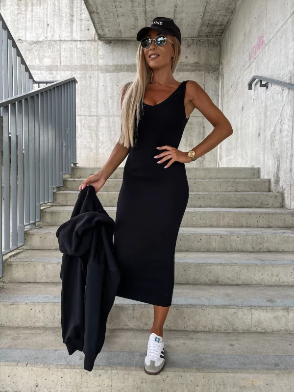 Leonore Umwerfende Damenmode | Kleid und Sweatshirt Ensemble