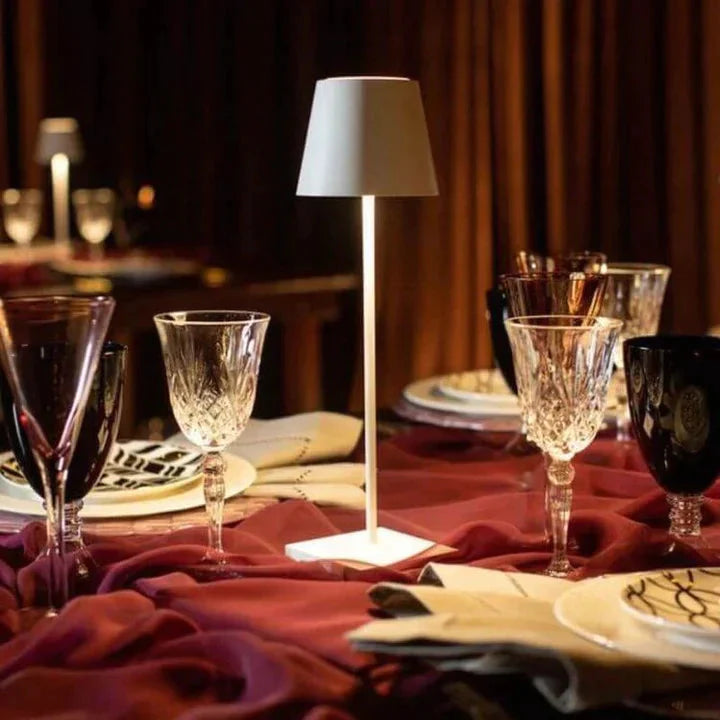 LumiGlow | Kabellose Designleuchte mit Wiederaufladbarer Funktion
