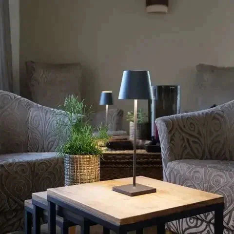 LumiGlow | Kabellose Designleuchte mit Wiederaufladbarer Funktion