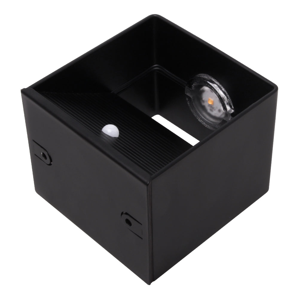 Luminara LuxusMotion | Elegante Wandleuchte mit Intelligentem Bewegungssensor