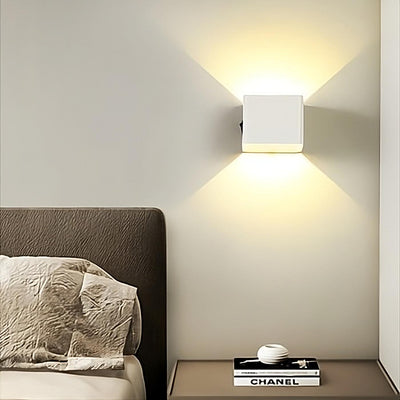 Luminara LuxusMotion | Elegante Wandleuchte mit Intelligentem Bewegungssensor
