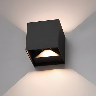 Luminara LuxusMotion | Elegante Wandleuchte mit Intelligentem Bewegungssensor