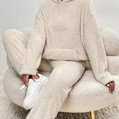 Mila | Strahlender Winterkomfort mit unserem Luxus Set für Frauen