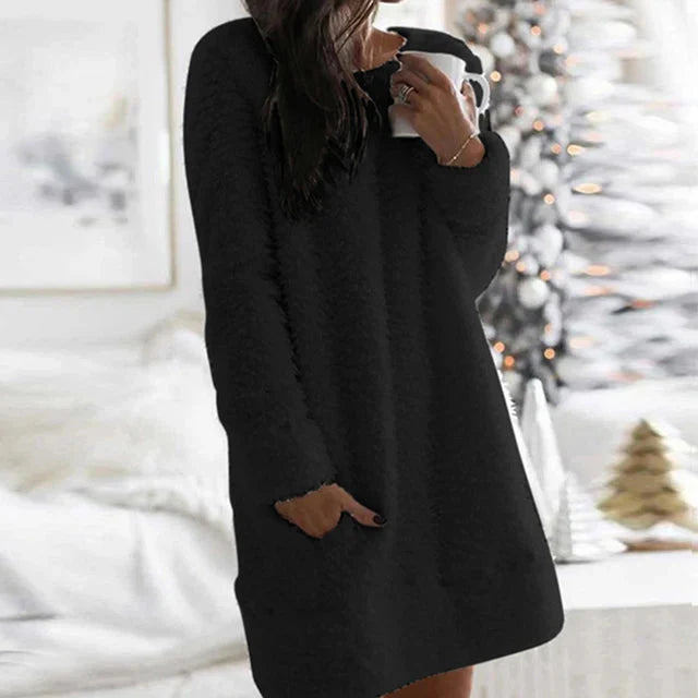 Paula Winter | Enthüllt Eleganz in jedem Kleidungsstück mit dem kuscheligen O-Neck-Kleid
