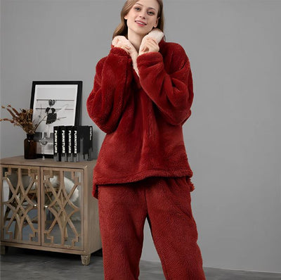 PlushNest | Damen Fleece-Pyjama-Set, Erleben Sie Gemütlichkeit pur!