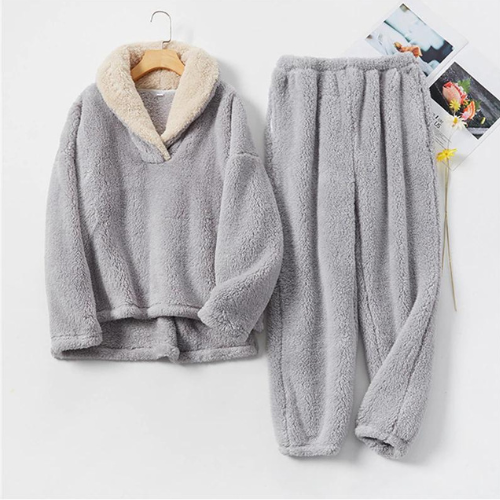 PlushNest | Damen Fleece-Pyjama-Set, Erleben Sie Gemütlichkeit pur!