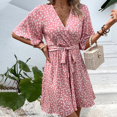 Warmes - Rosa Kleid mit floralem Design für dich